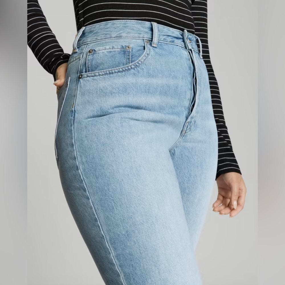 Everlane curvy cheeky crop